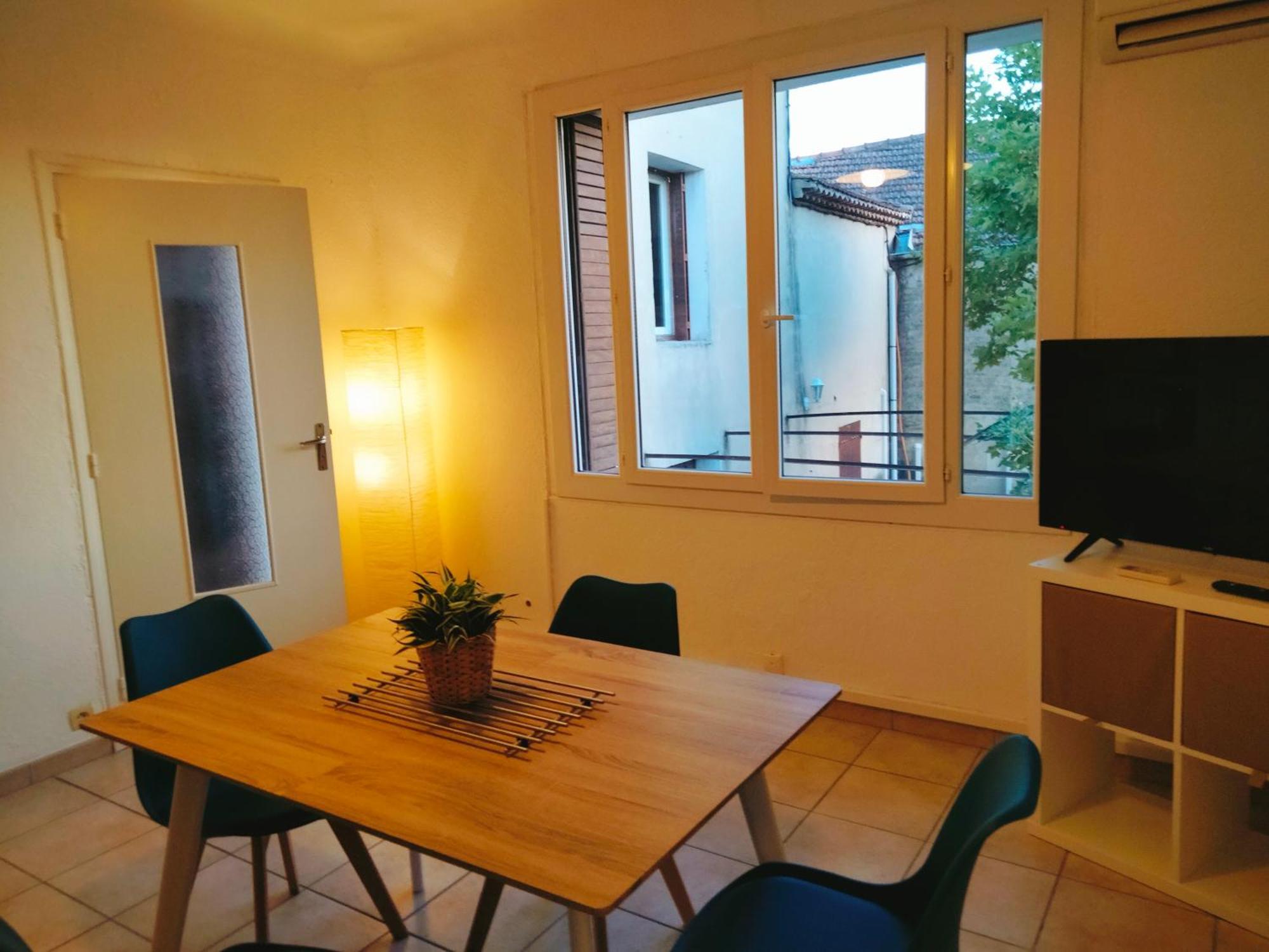 Cosy Courtesoun Apartment Courthézon Exterior foto